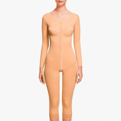 BODY COMPLETO POR DEBAJO DE...